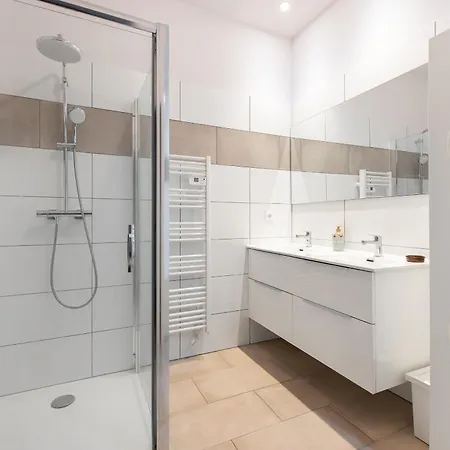 公寓 T3 Spacieux Et Moderne - Climatisation, Parking & Terrasse